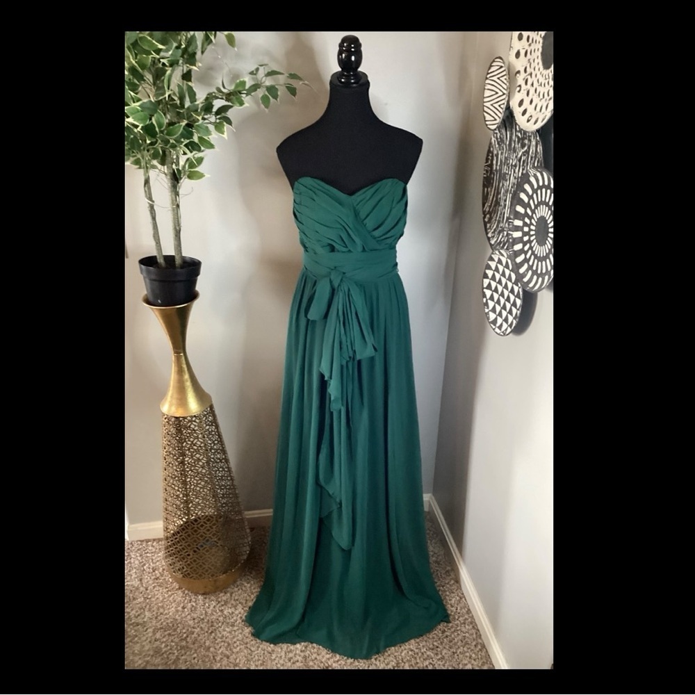 Plus Size Chic Strapless Green Gown Size 1X - Picture 3 of 9